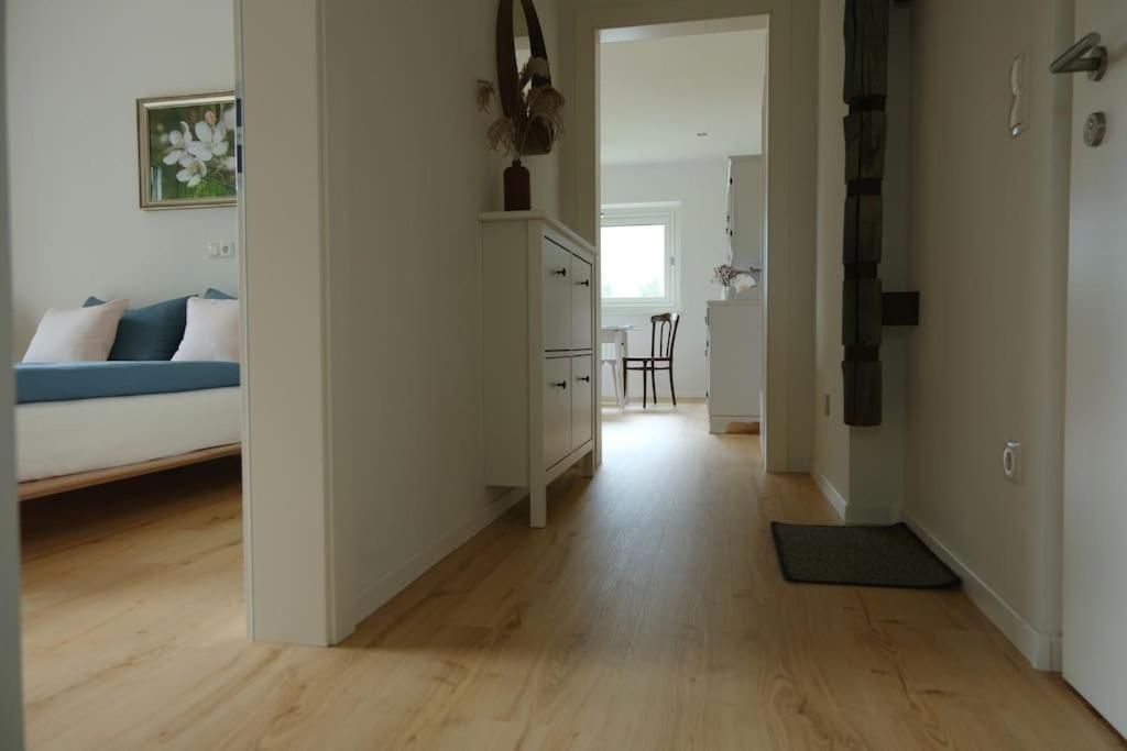 Haus Hafner Sonniges Apartment Terlano Exteriér fotografie